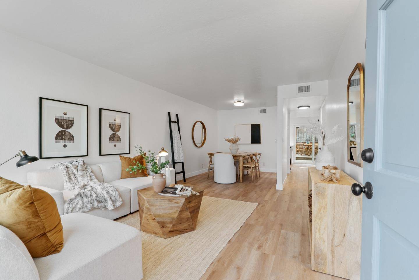 Campbell, CA 95008,556 Latimer CIR