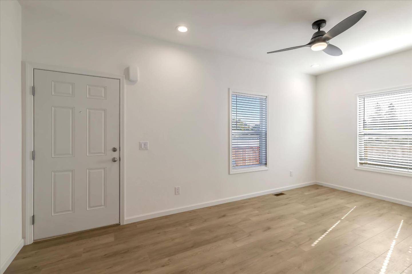 San Jose, CA 95125,2150 Almaden RD 119