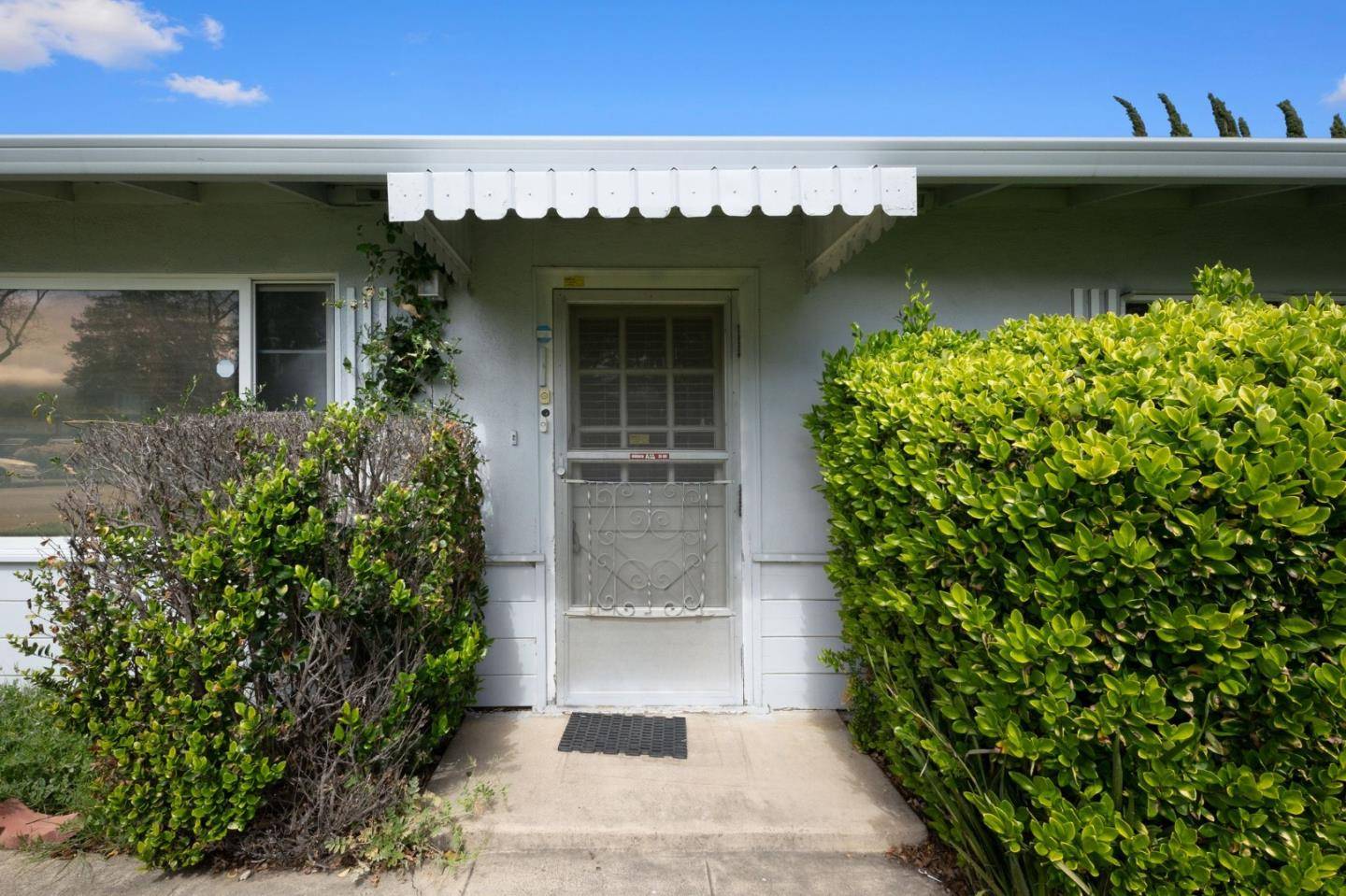 Saratoga, CA 95070,18707 Bucknall RD