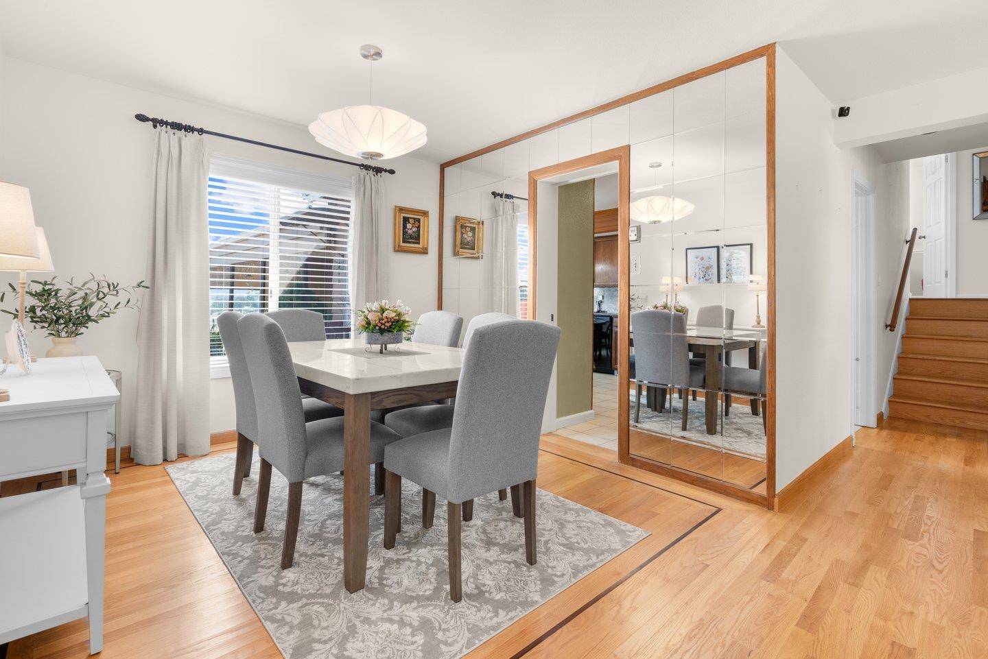 South San Francisco, CA 94080,117 Dundee DR