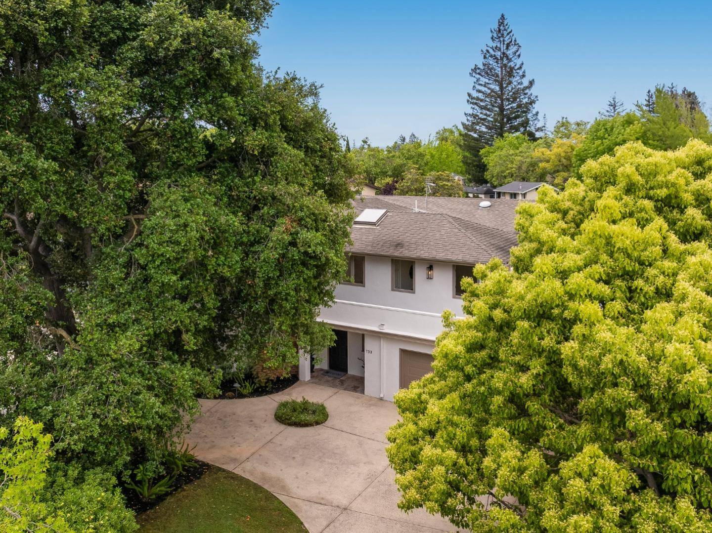 Palo Alto, CA 94303,733 Northampton DR