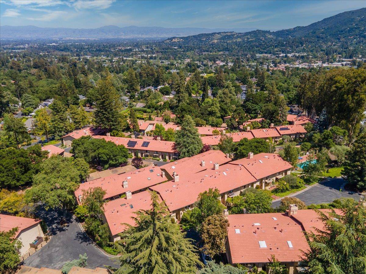 Los Gatos, CA 95030,18400 Overlook RD 63