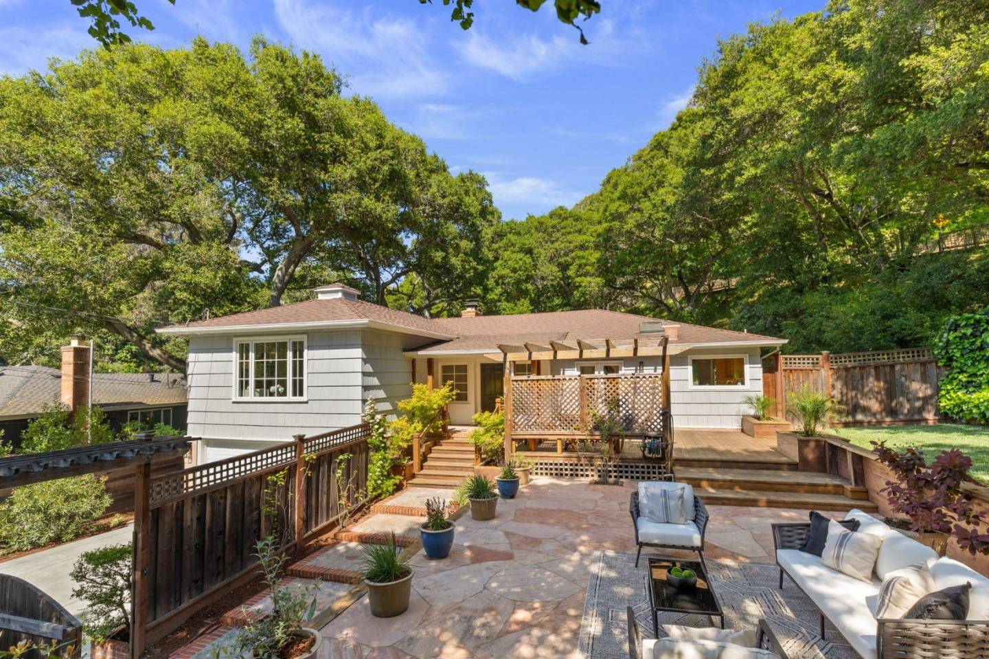 Belmont, CA 94002,1100 Chula Vista DR