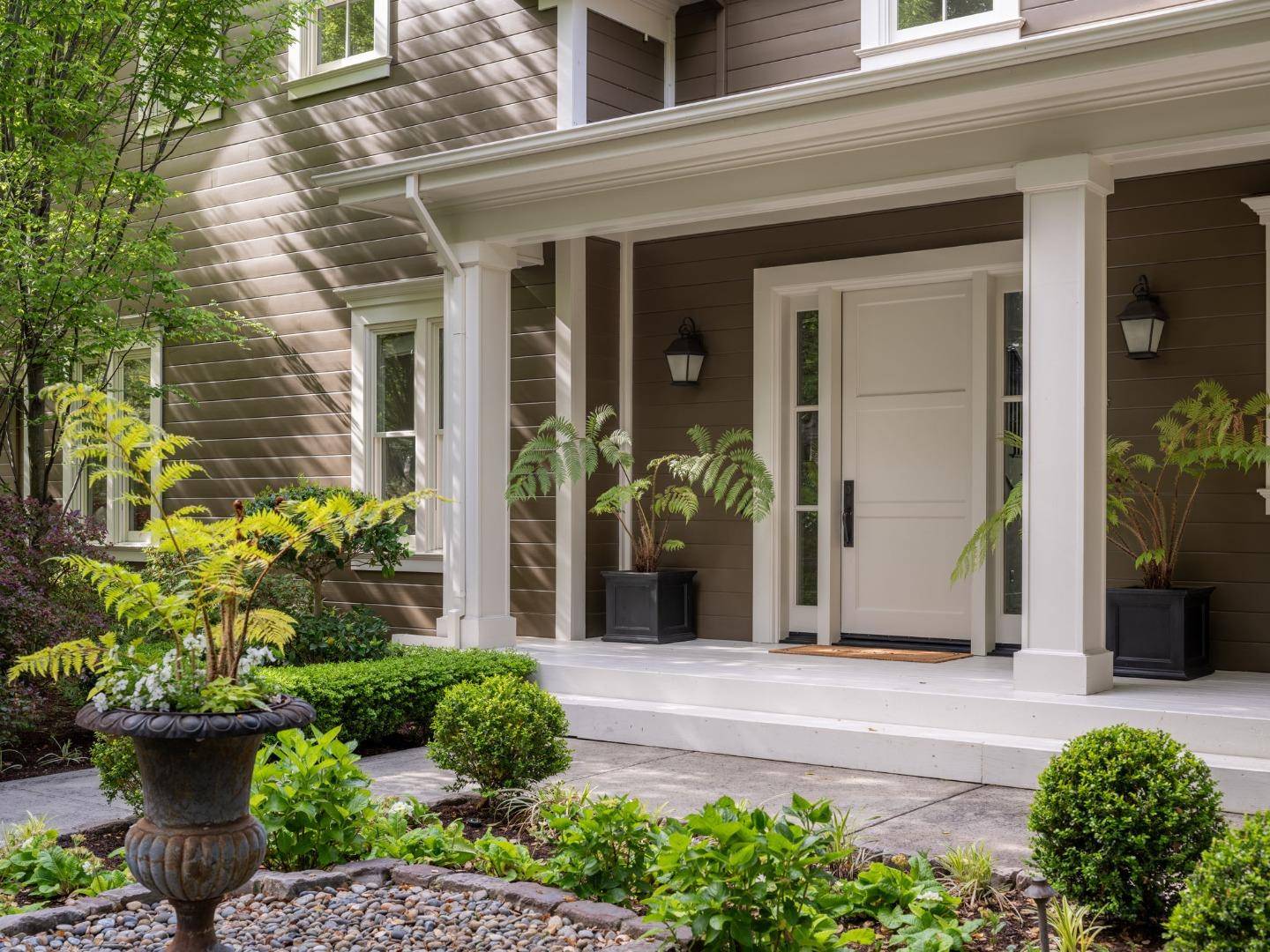 Atherton, CA 94027,84 Lupin LN