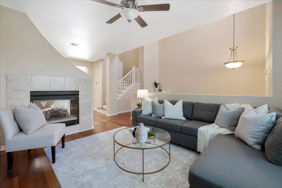 Mountain View, CA 94040,70 Sheffield CT