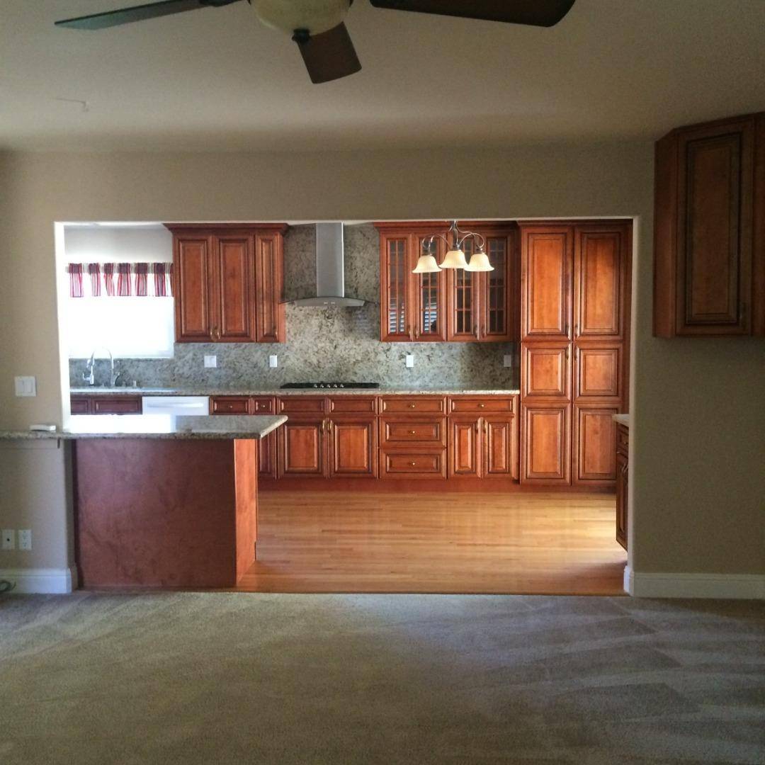 San Jose, CA 95117,1329 Essex WAY