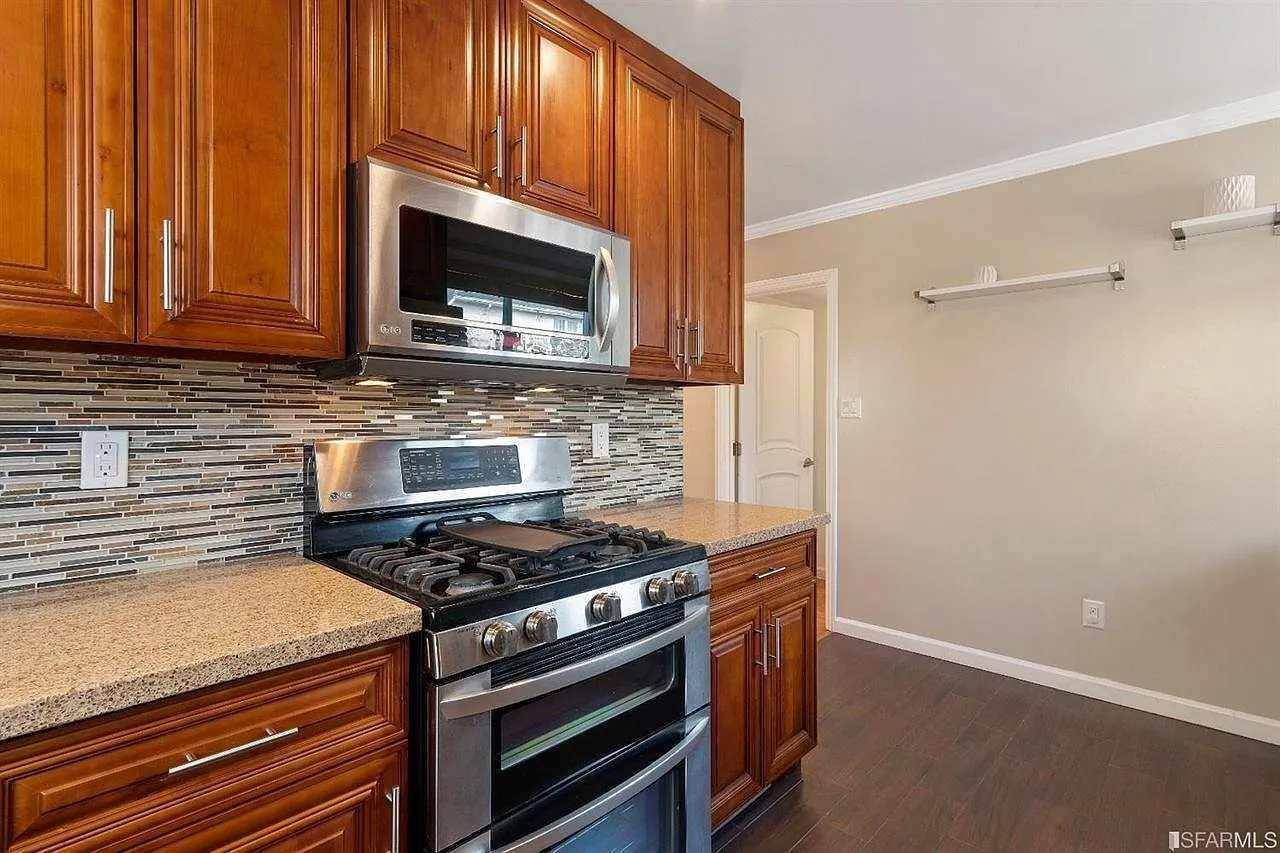 Daly City, CA 94015,12 Cliffside DR