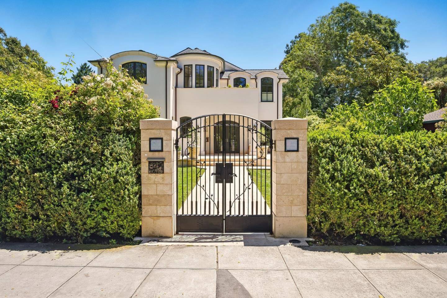 Palo Alto, CA 94301,842 Boyce AVE