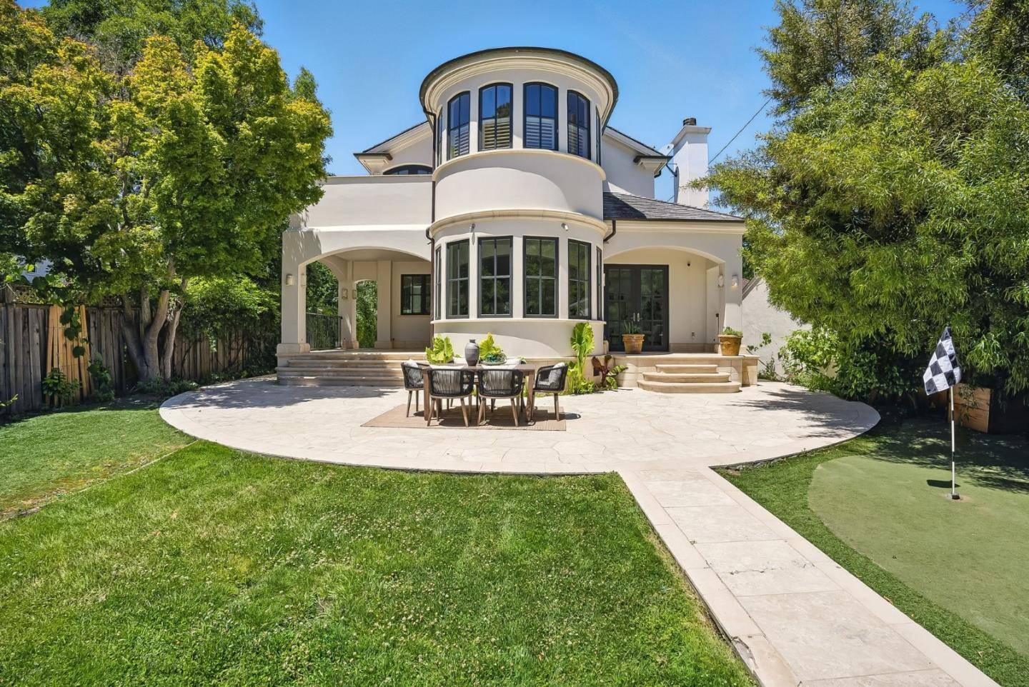 Palo Alto, CA 94301,842 Boyce AVE