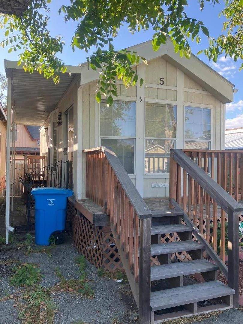 San Juan Bautista, CA 95045,5 Church ST 5