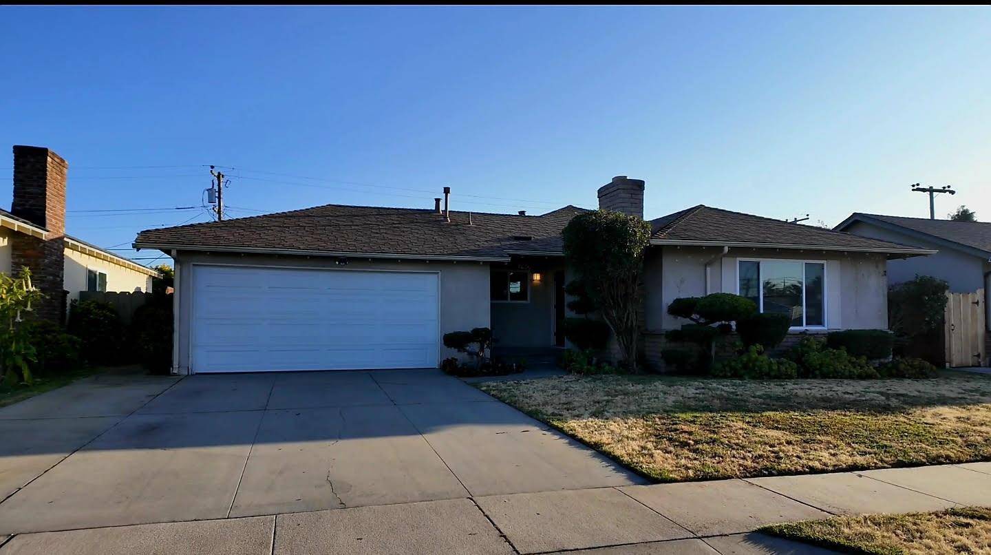 Salinas, CA 93906,740 Saratoga DR