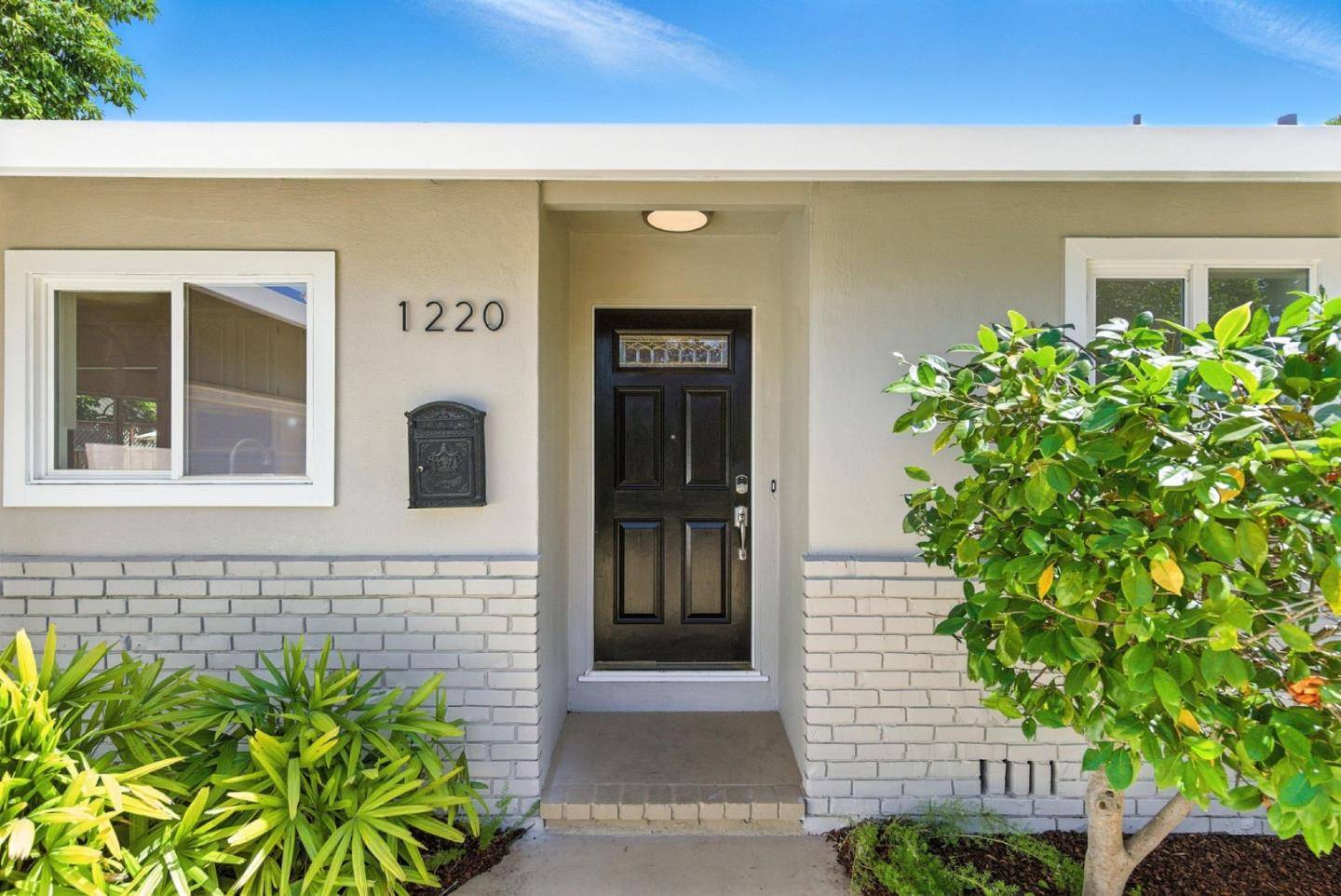 Campbell, CA 95008,1220 Mcbain AVE