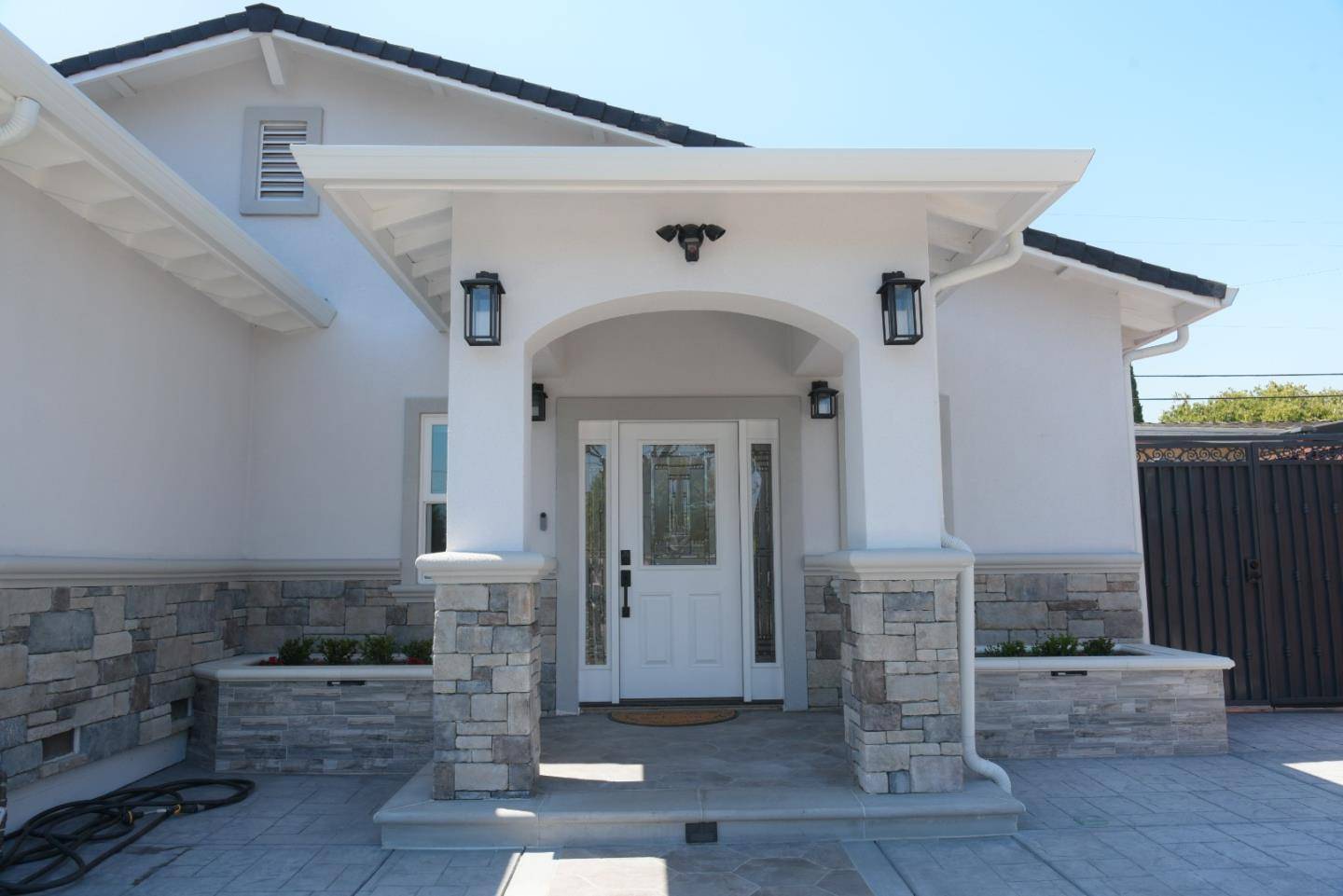 Sunnyvale, CA 94089,754 Lakehaven DR