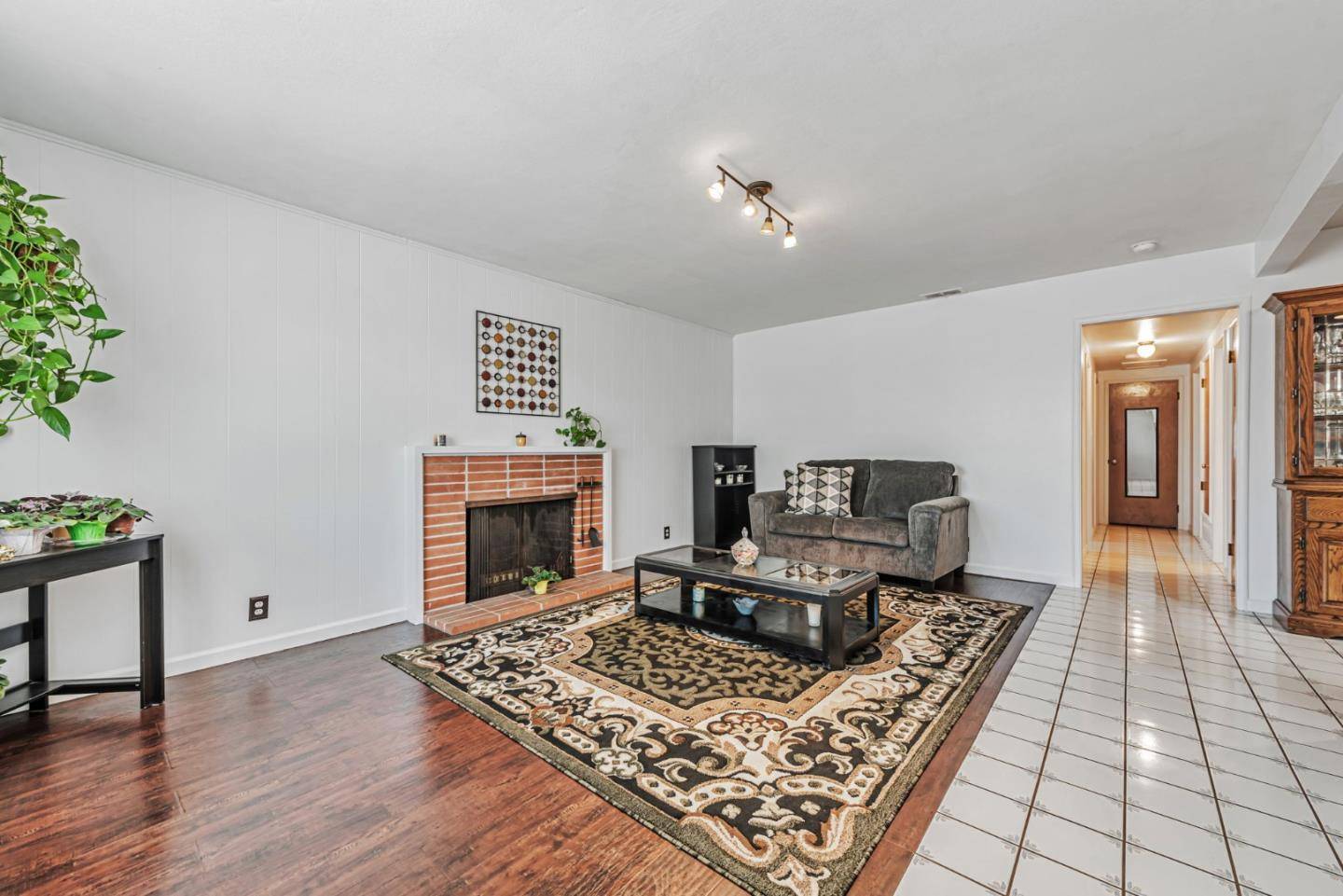 Santa Clara, CA 95051,3510 Cabrillo AVE