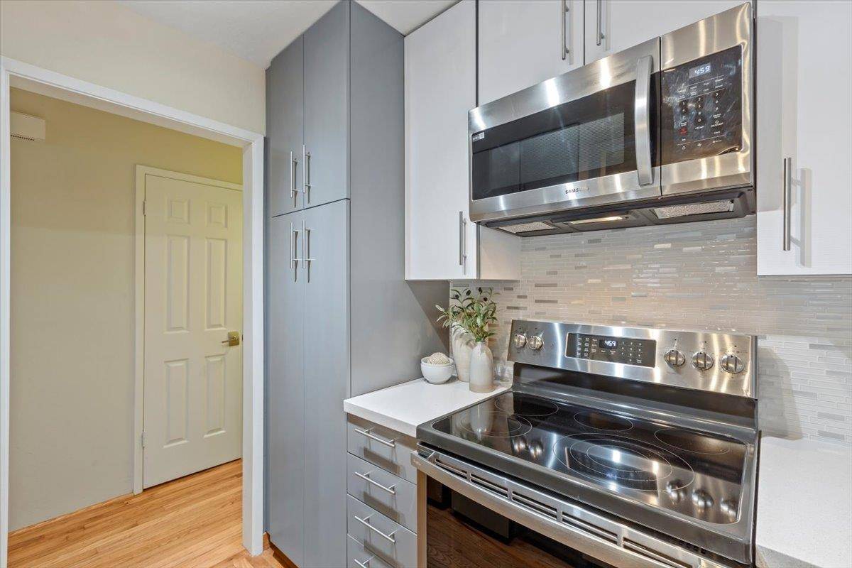 Mountain View, CA 94043,1983 San Luis AVE 33