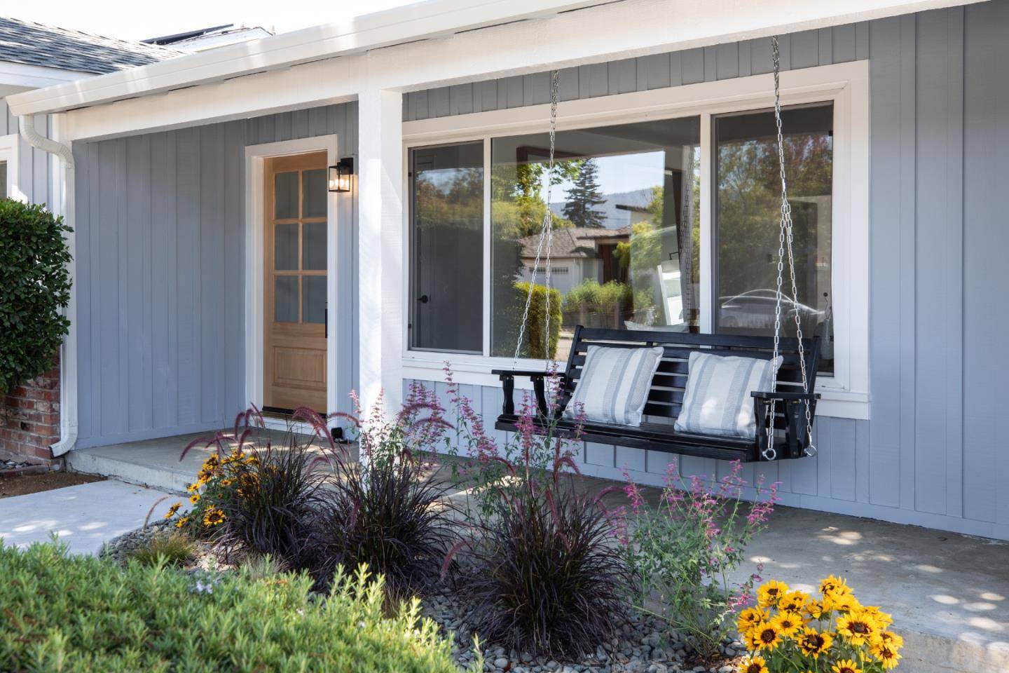 Mountain View, CA 94040,1432 Ernestine LN