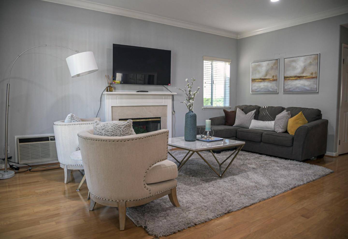 San Jose, CA 95128,2968 Moorpark AVE 17