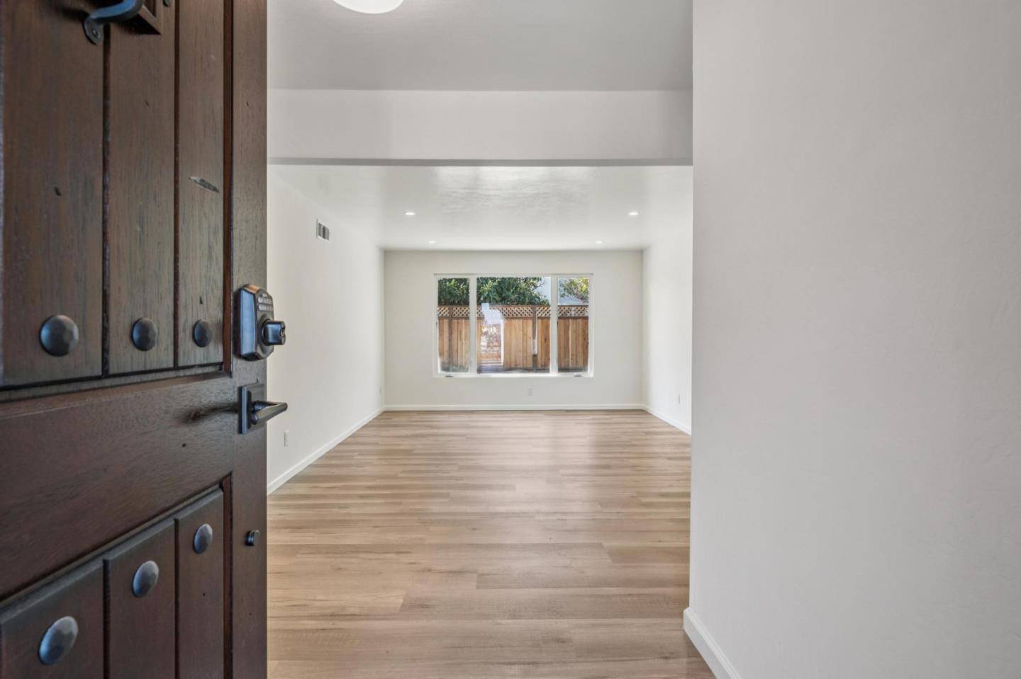 Foster City, CA 94404,700 Gull AVE