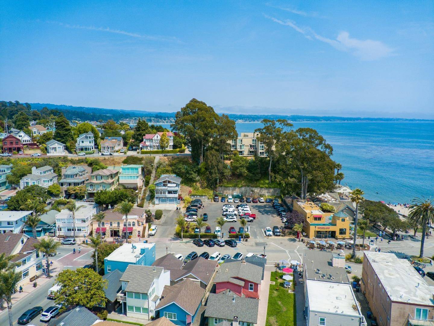 Capitola, CA 95010,200 Monterey AVE