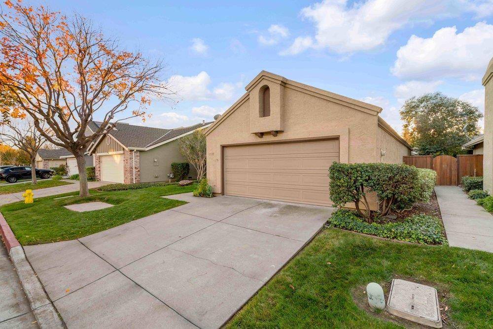 Morgan Hill, CA 95037,17135 Percheron CT