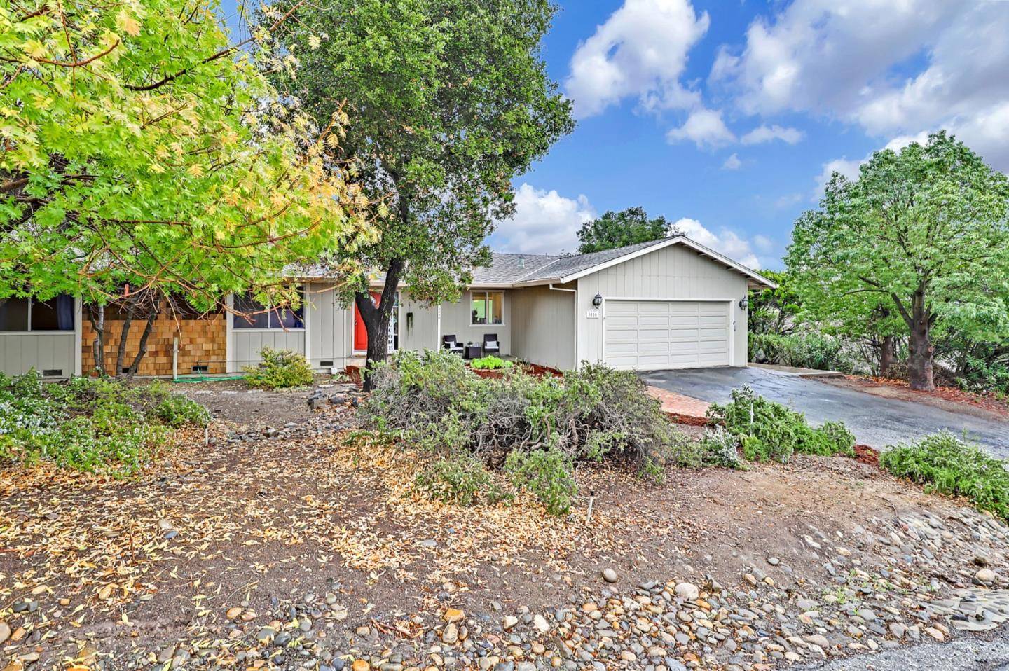 Morgan Hill, CA 95037,3350 Oakwood CT