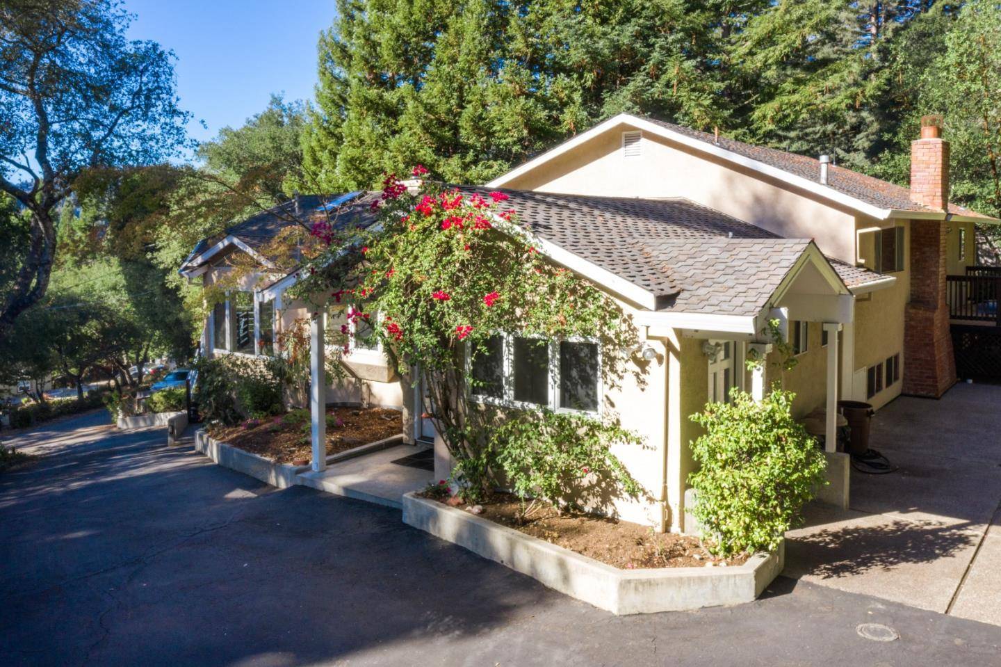 Los Gatos, CA 95033,25263 Terrace Grove RD