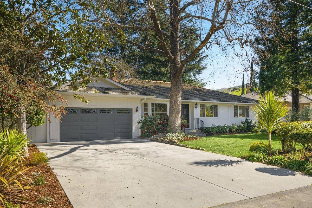 Los Gatos, CA 95032,16384 Peacock LN