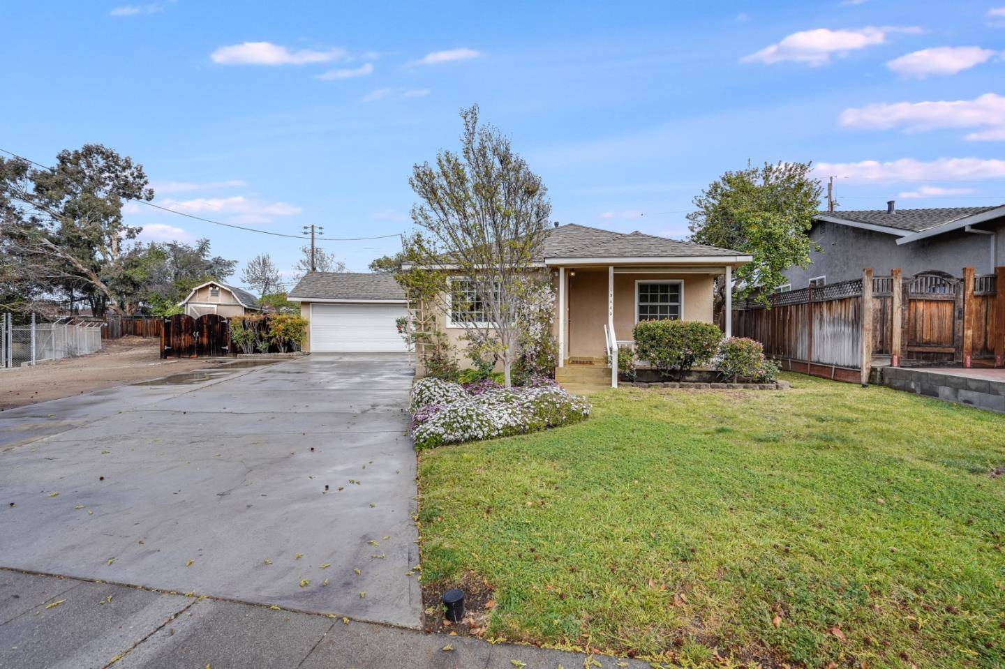 Los Gatos, CA 95032,15440 Willow DR