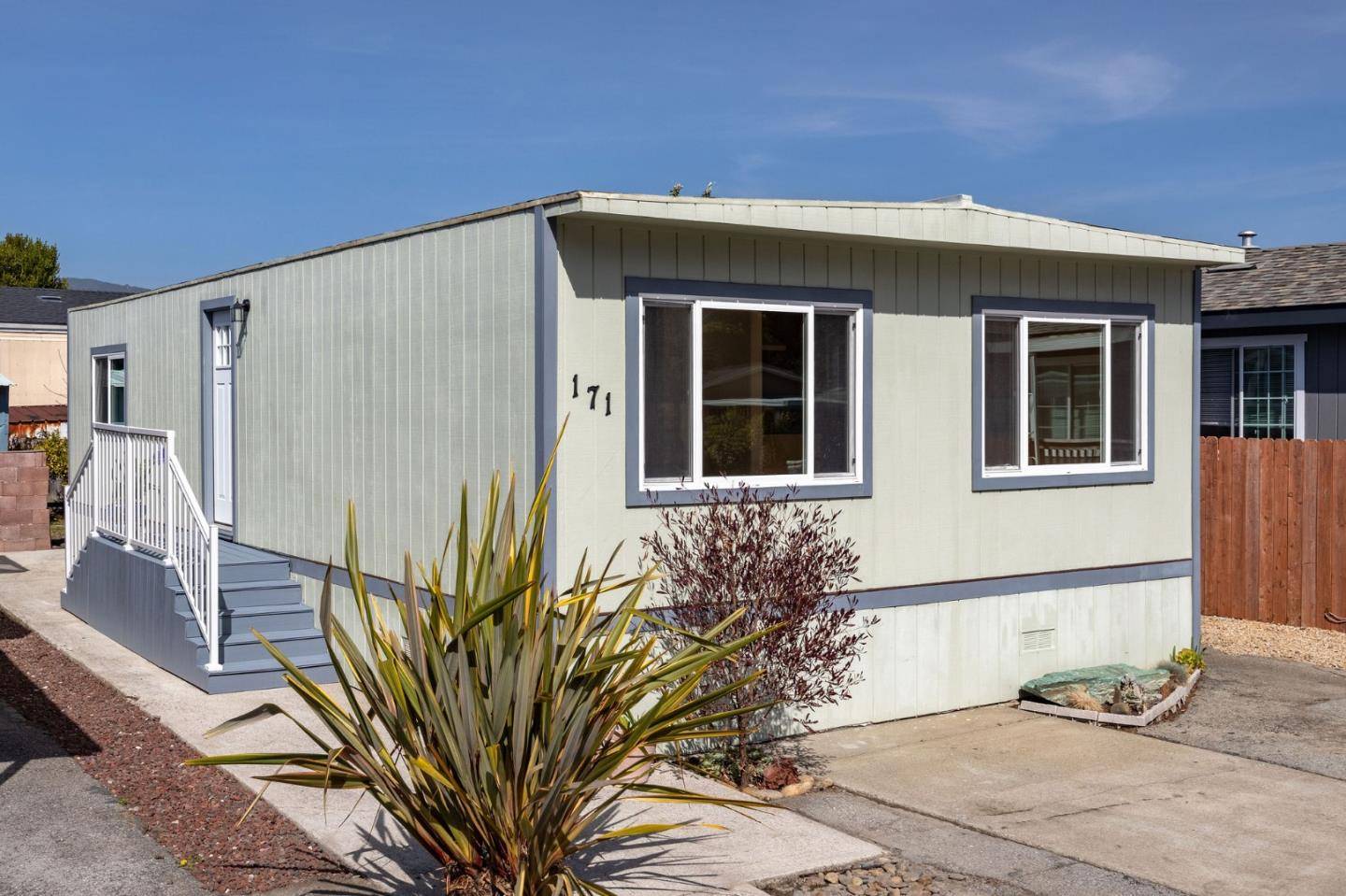 Moss Beach, CA 94038,171 Culebra ST 171