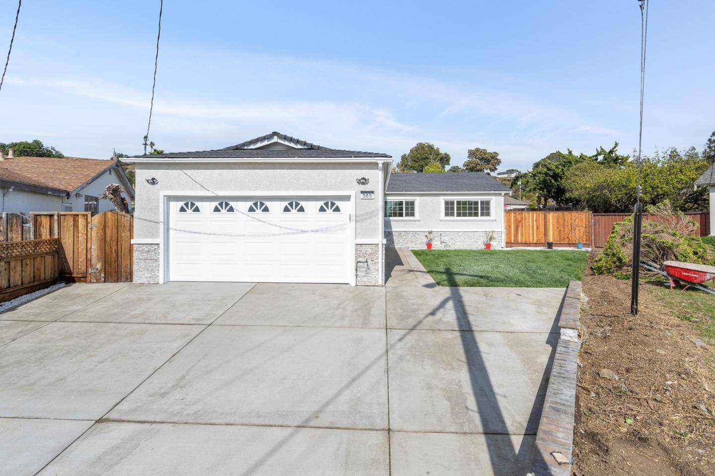 Union City, CA 94587,585 Jonathan WAY