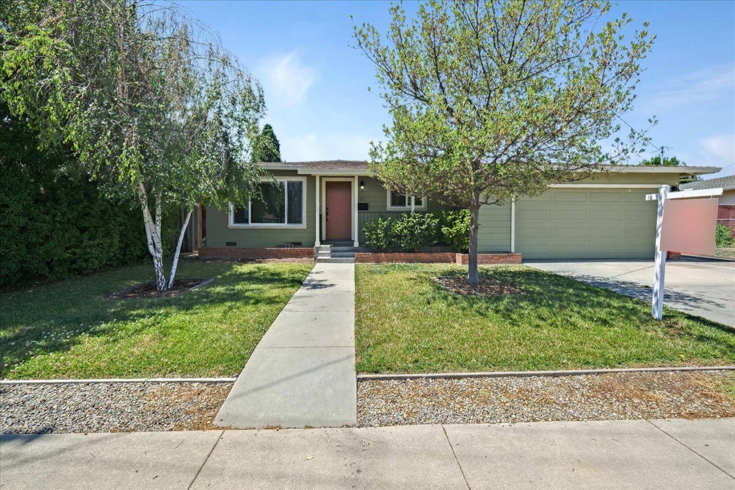 Watsonville, CA 95076,165 Shasta ST