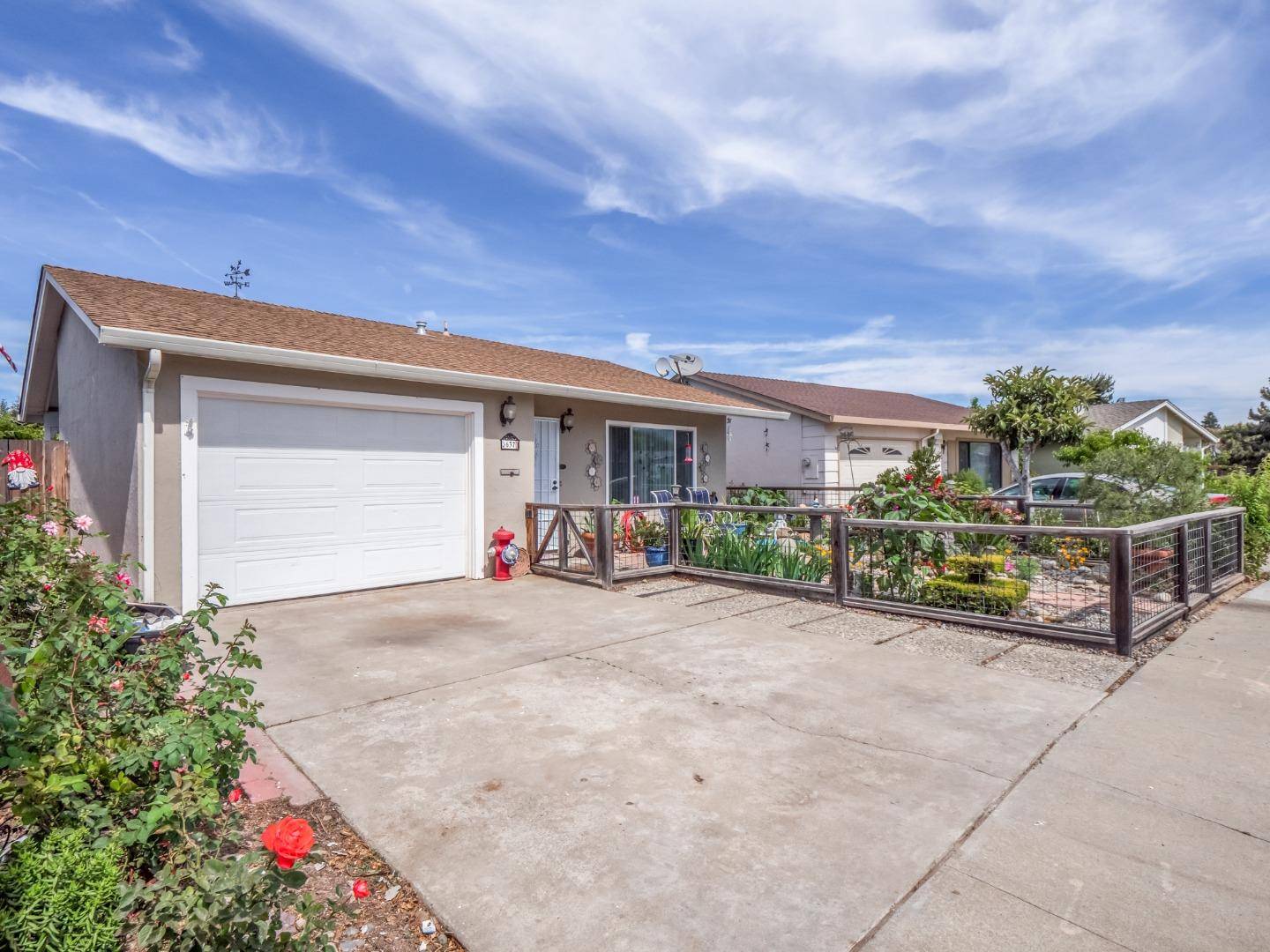 Watsonville, CA 95076,637 Pippin LN