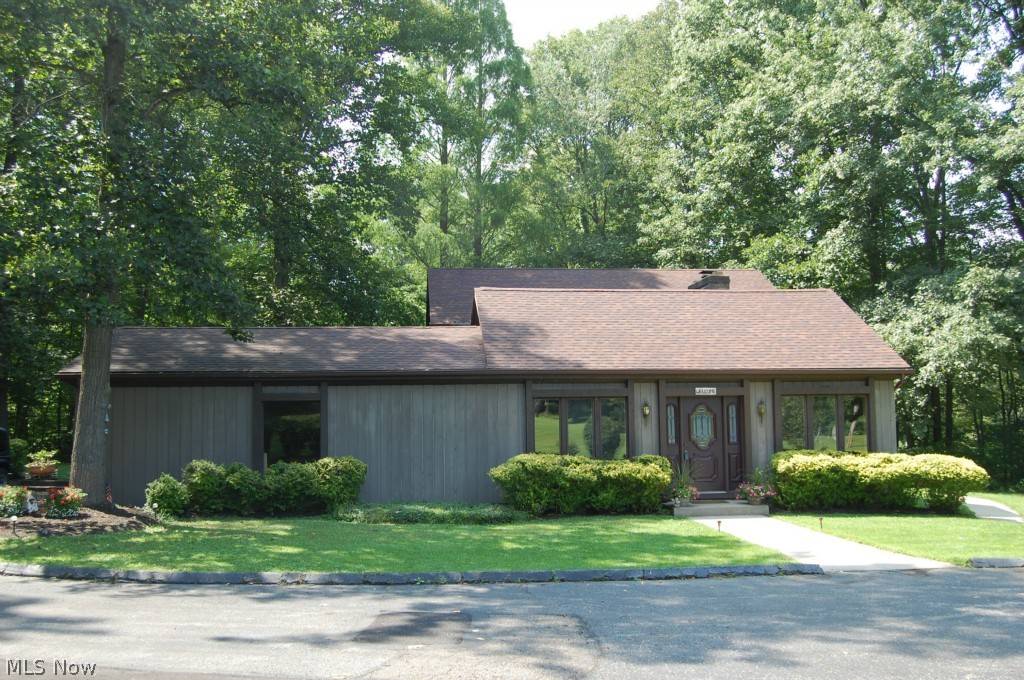 Peninsula, OH 44264,3981 Bellaire LN