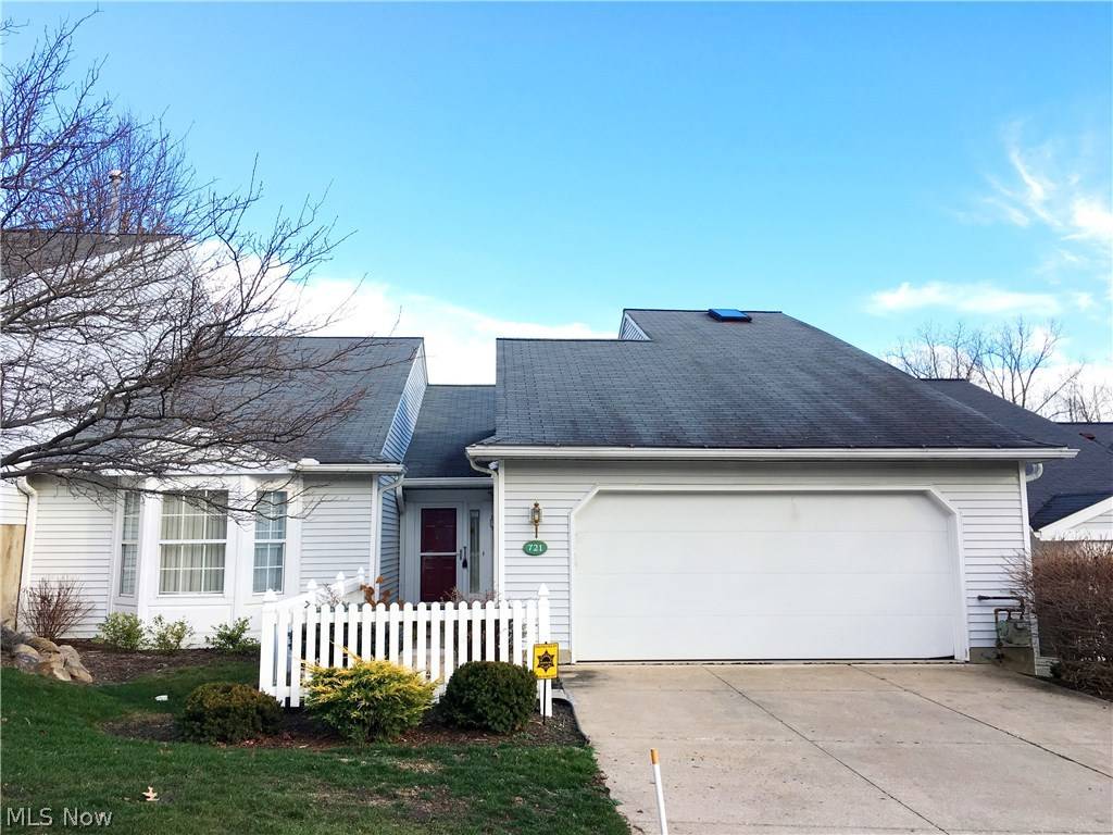 Akron, OH 44313,721 Winding WAY