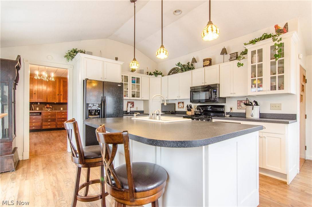 Rootstown, OH 44272,4136 Tallmadge RD