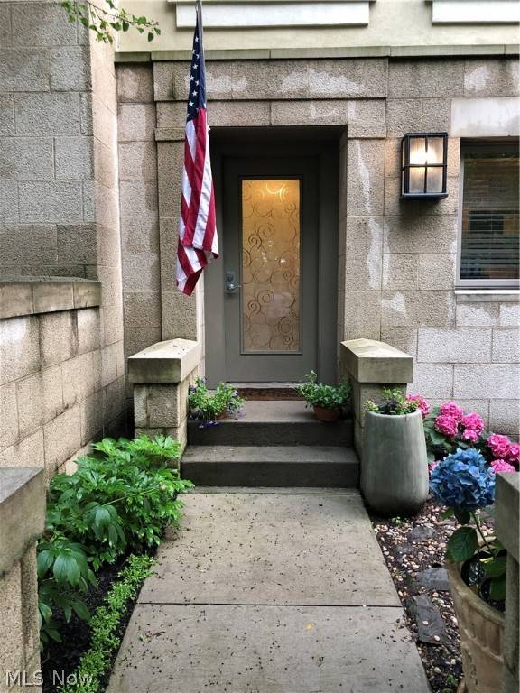 Cleveland Heights, OH 44106,12662 Mayfield RD