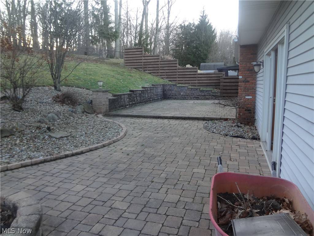 Seven Hills, OH 44131,1520 Driftwood DR