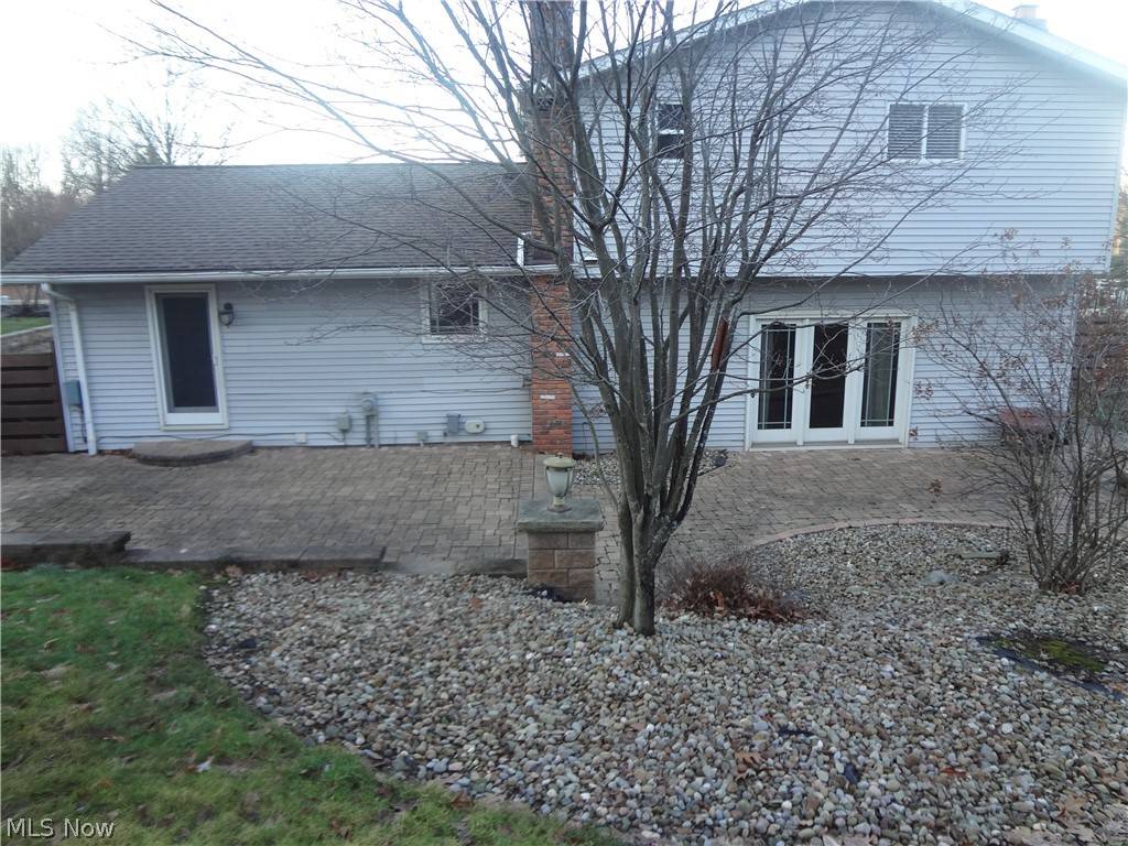 Seven Hills, OH 44131,1520 Driftwood DR