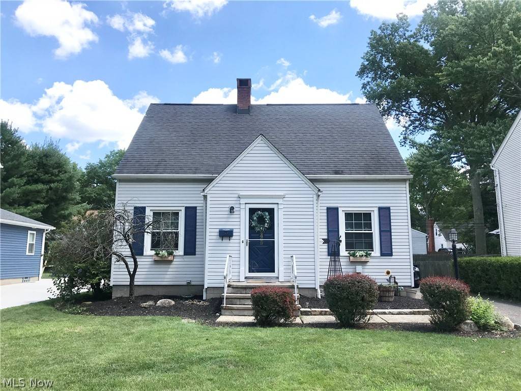 Cuyahoga Falls, OH 44223,2429 16th ST