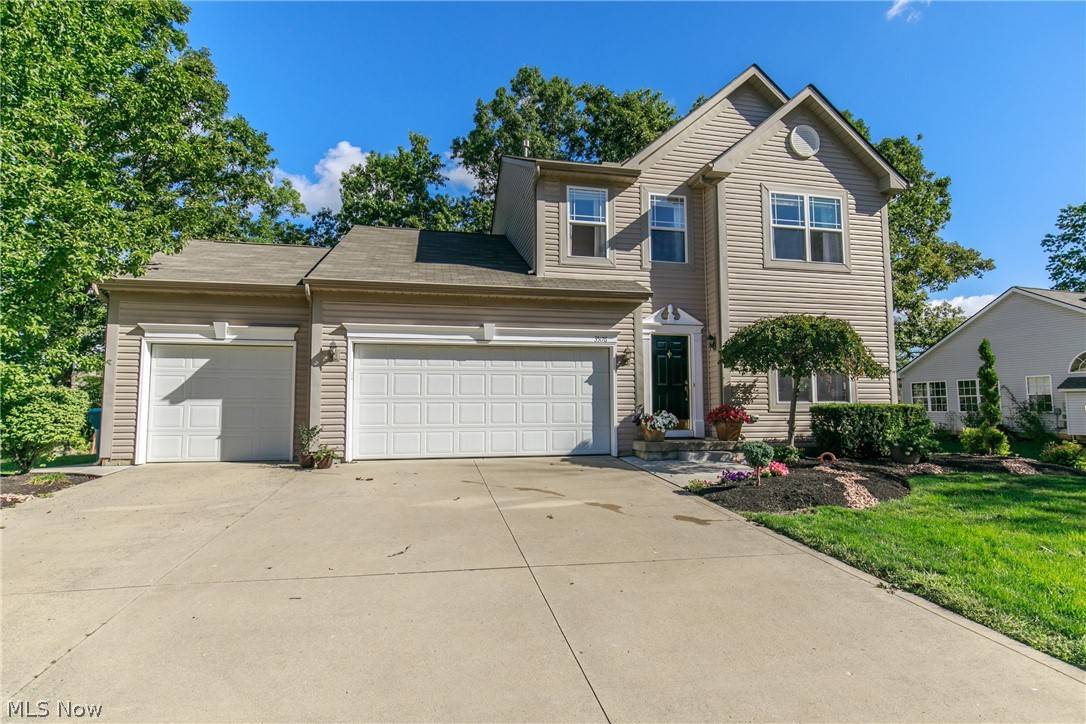 North Ridgeville, OH 44039,35176 Schoolhouse LN