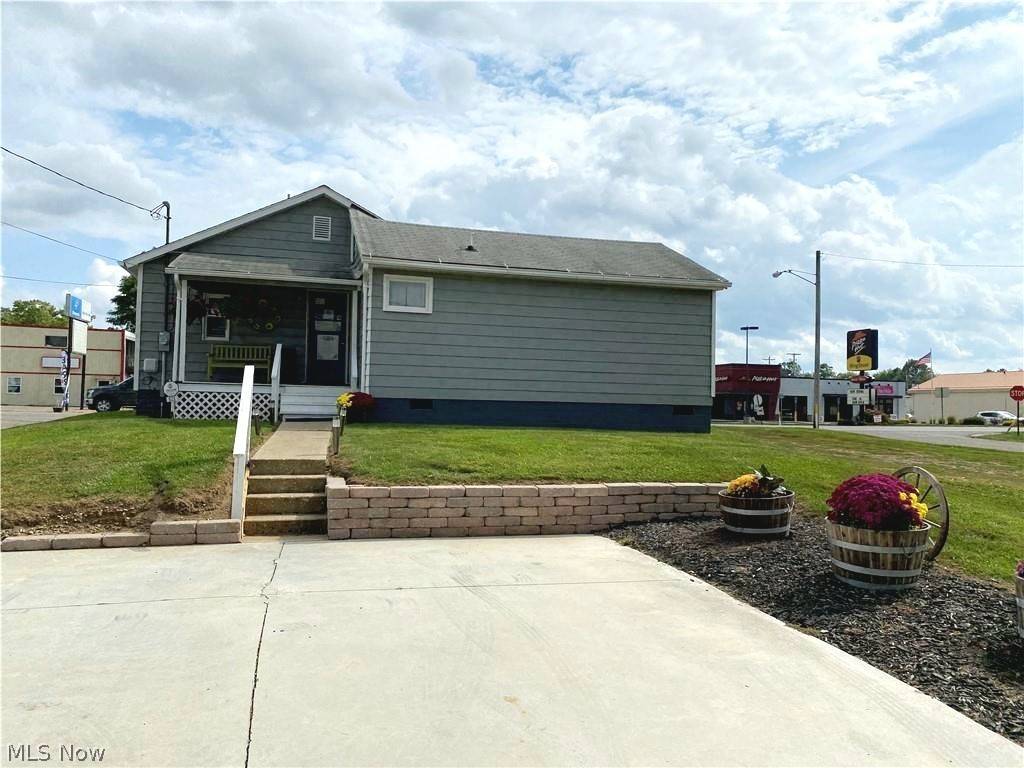 Coshocton, OH 43812,623 S 2nd ST