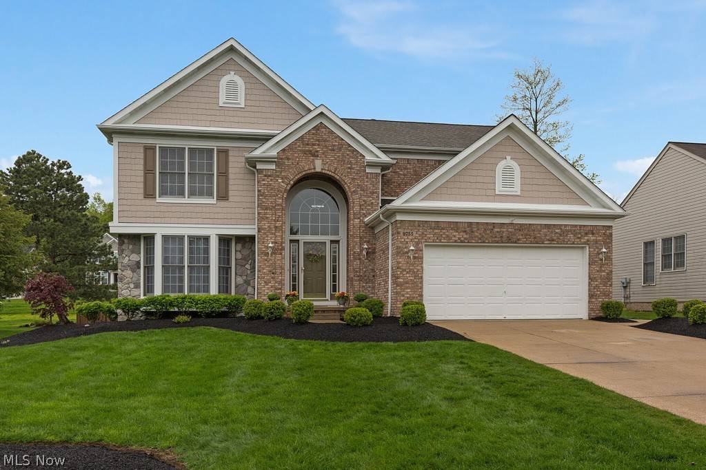 Twinsburg, OH 44087,9755 Burton DR