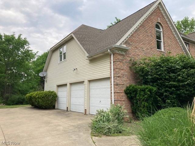 Hudson, OH 44236,1567 Hunting Hollow DR