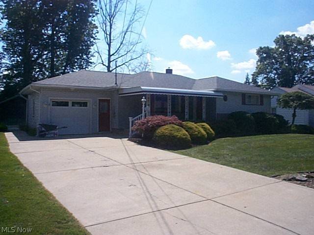 Girard, OH 44420,1041 Beechwood DR