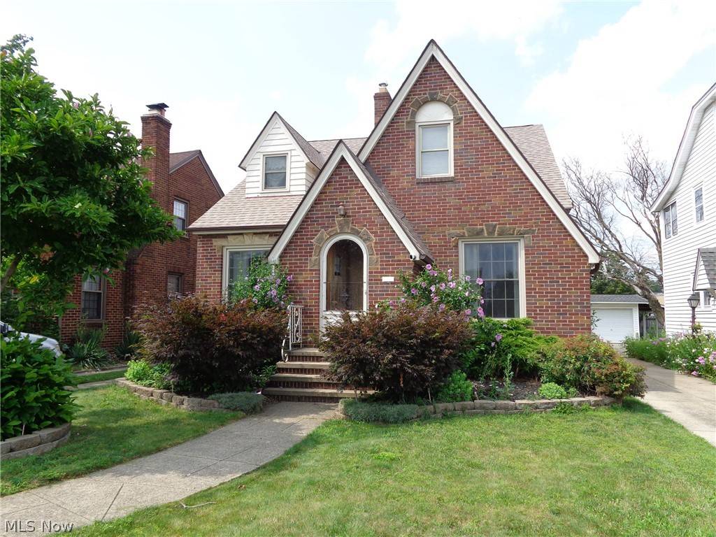 Parma, OH 44134,1710 Brookview BLVD