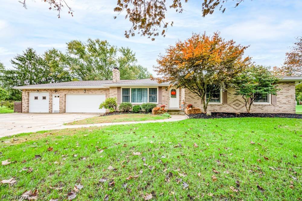 Uniontown, OH 44685,2812 Pine Lake RD