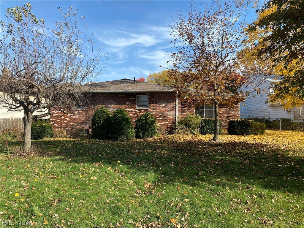 Willoughby, OH 44094,5322 Oak Ridge DR