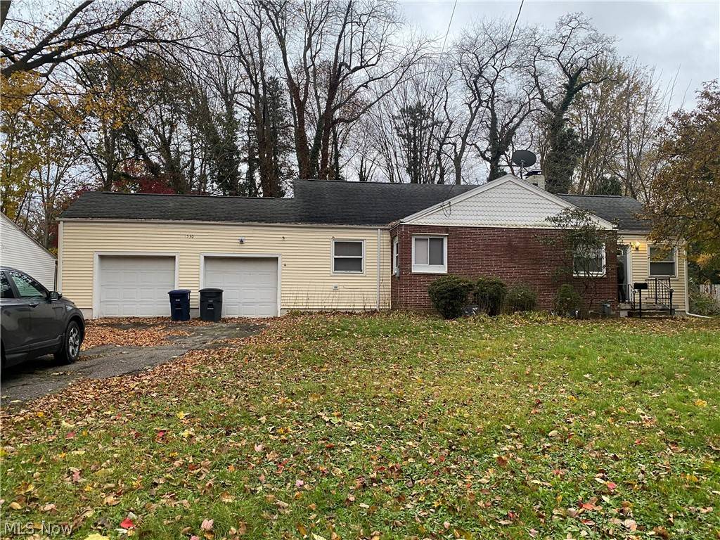 Akron, OH 44313,1530 Bryden DR