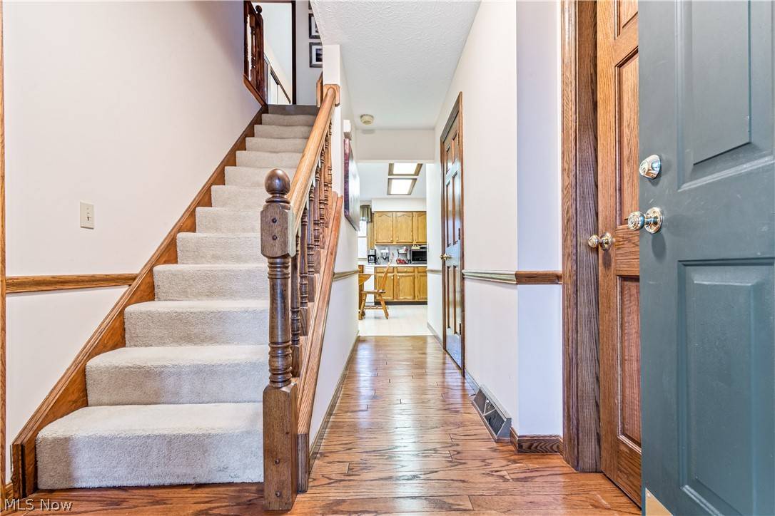 North Canton, OH 44720,1595 Windcrest ST NW
