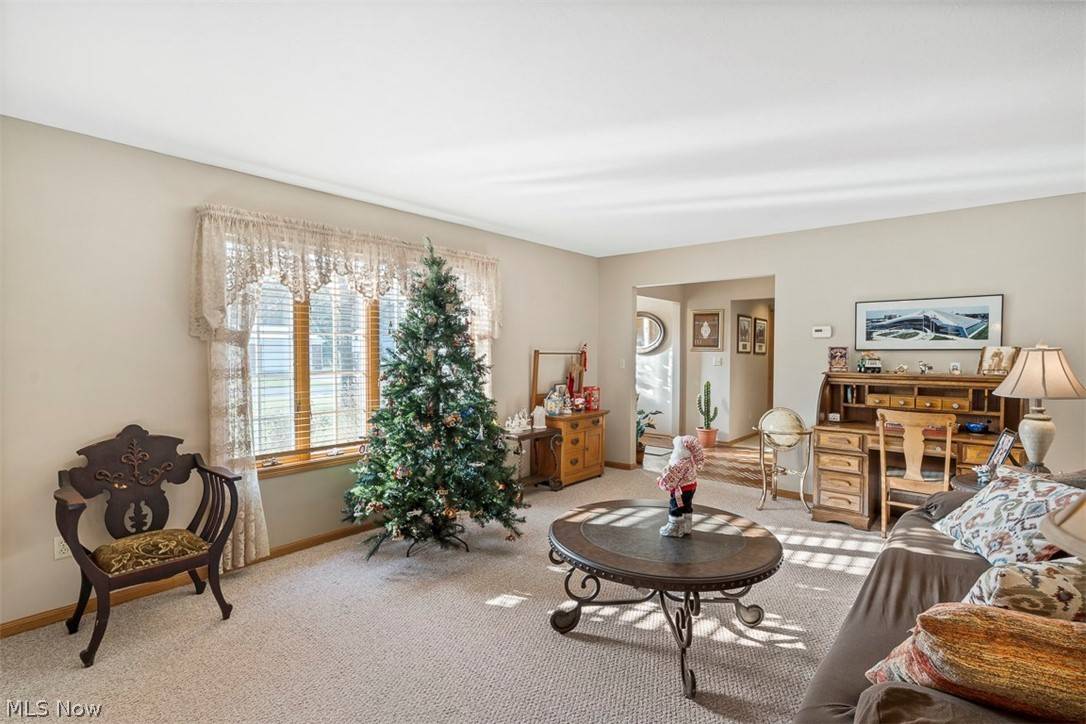 Port Clinton, OH 43452,4701 E Karlite DR